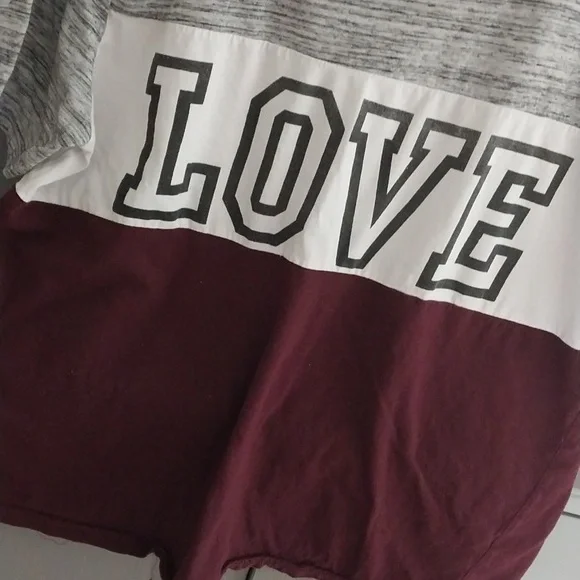 Top - Picture 3 of 4